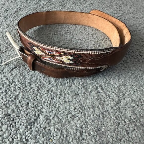 Tony Lama Vintage Belt Leather with Inlay Beaded Western Design - Size 38 - VGUC - Picture 2 of 10